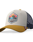 Gorra trucker deportiva unisex para hombre y mujer Born to Surf Brown / Blue / Yellow