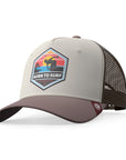 Gorra trucker deportiva unisex para hombre y mujer Born to Surf Brown / Grey