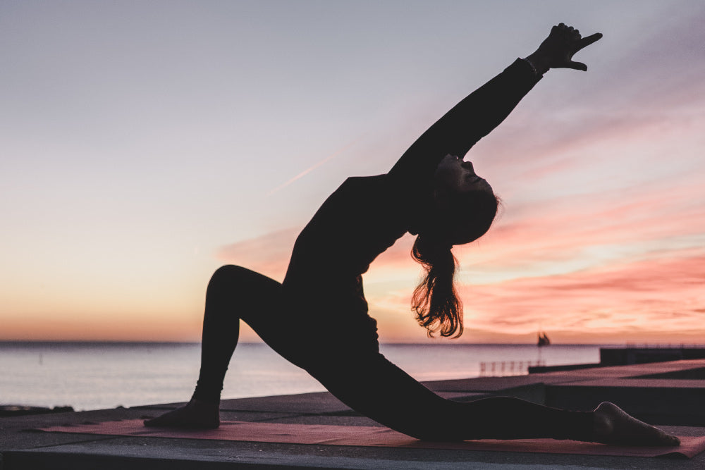 Beneficios de hacer yoga lugares para hacer yoga