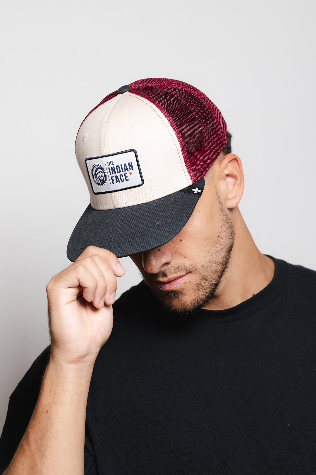 Latitude Navy Blue / Beige / Red Wine