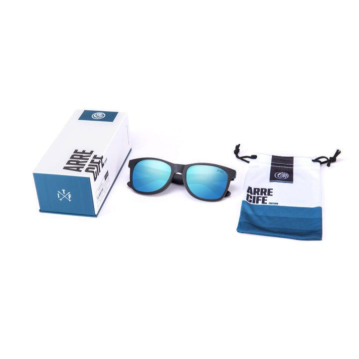 Gafas de Sol Polarizadas Arrecife Black Blue 24 024 05 - Gafas de Sol Hombre - Gafas de Sol Mujer