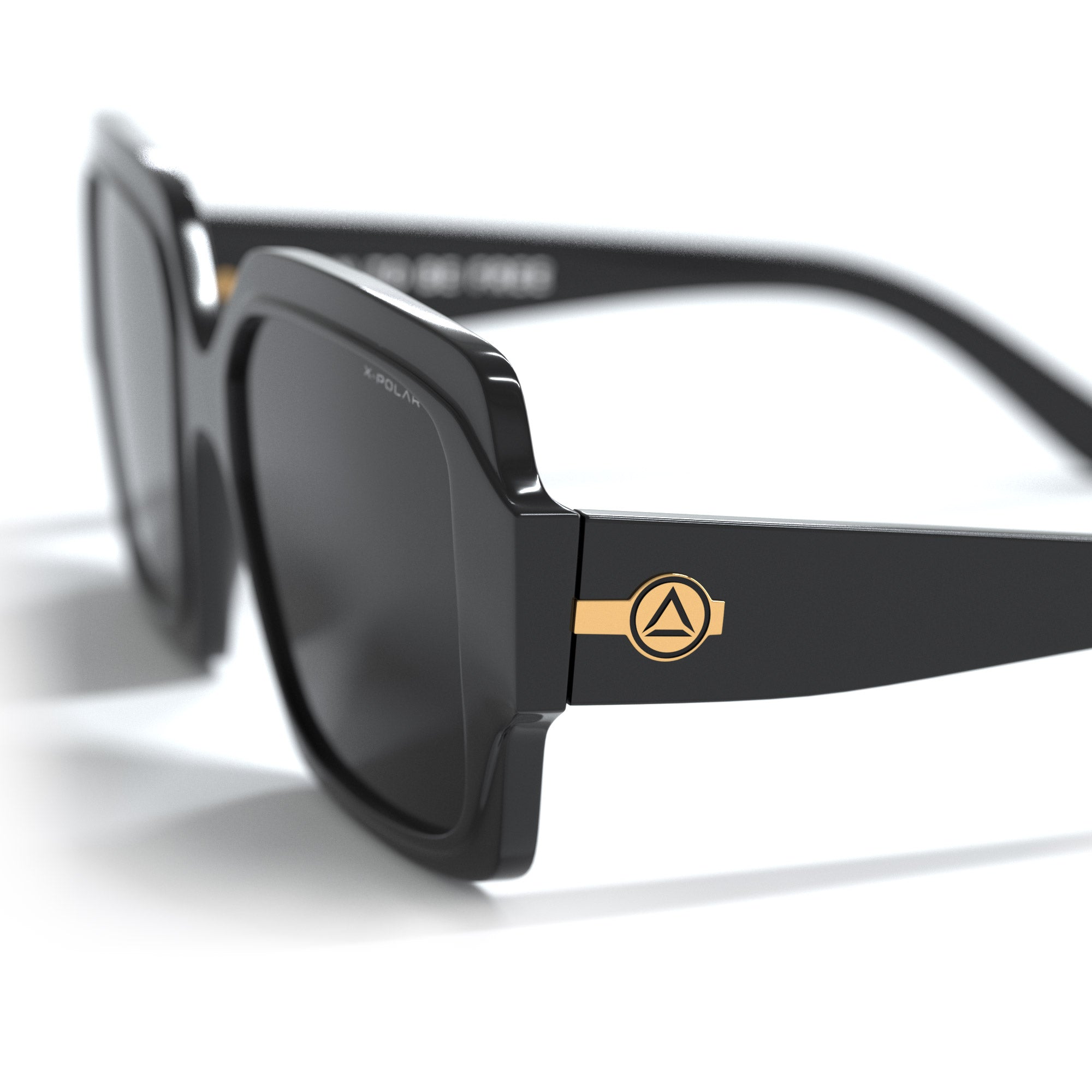 Nazare Black / Black